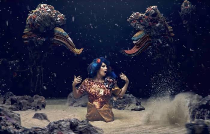 Bjӧrk: Mutual Core | NOWNESS